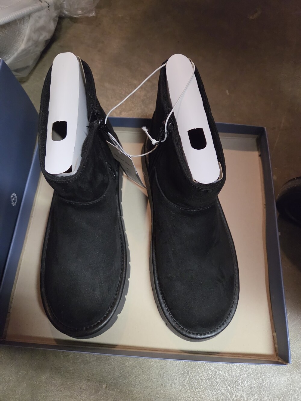 Men's Black Suede Winter Boots - Classic Casual Style